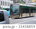 大阪市街地を走る『堺トラム』 15438859
