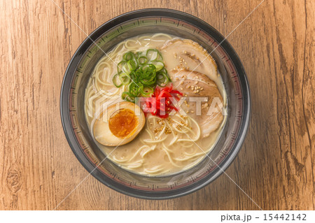 とんこつラーメン tonkotsu pork ramen Japanese food とんこつラーメン tonkotsu pork ramen Japanese food 15442142