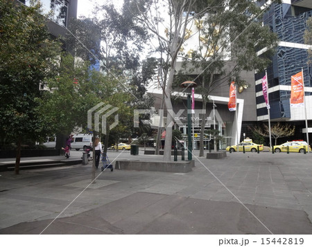 メルボルンの街並み 15442819