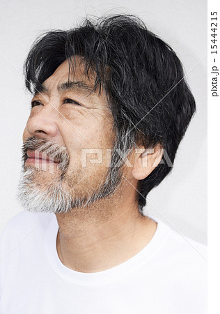 髭を生やした50代男性 髭を生やした50代男性 15444215