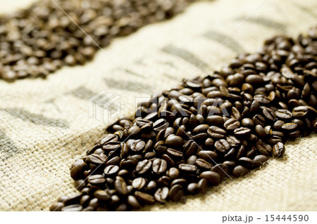 コーヒー豆 15444590