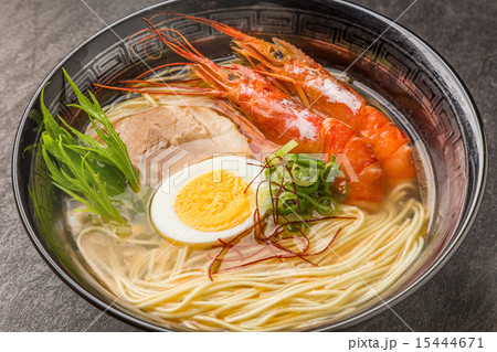 えびの塩ラーメン ramen Japanese food えびの塩ラーメン ramen Japanese food 15444671