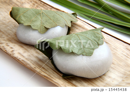 柏餅 菖蒲の葉 端午の節句 柏餅 菖蒲の葉 端午の節句 15445438
