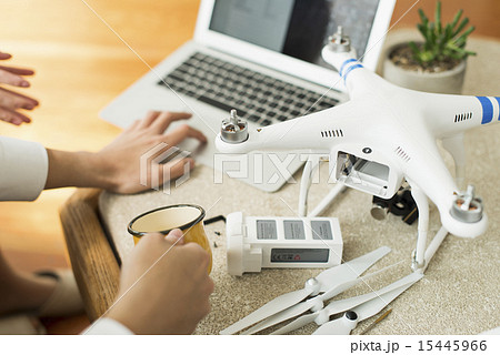 ドローン 15445966