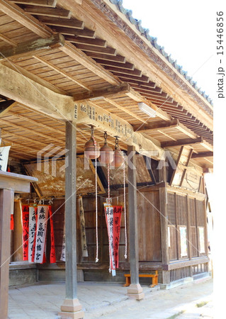 春の梁川八幡宮　拝殿 15446856