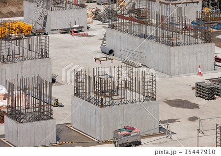 再開発中の豊洲地区 15447910