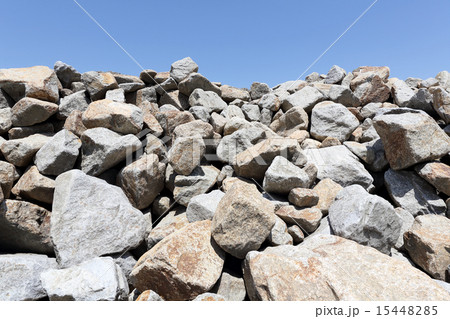 岩 15448285