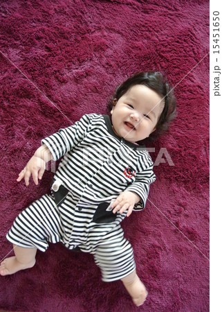 笑顔の赤ちゃん 15451650