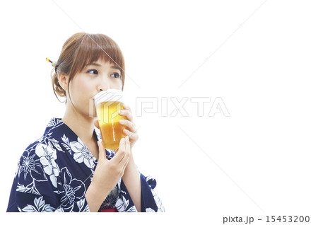 若い女性浴衣姿白バック 若い女性浴衣姿白バック 15453200