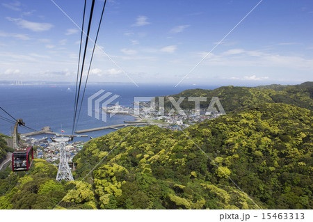 東京湾と新緑の山 東京湾と新緑の山 15463313