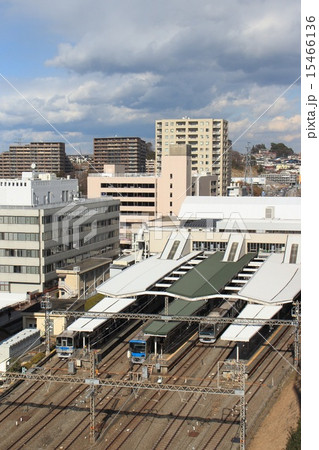 新百合ヶ丘駅と小田急線 15466136