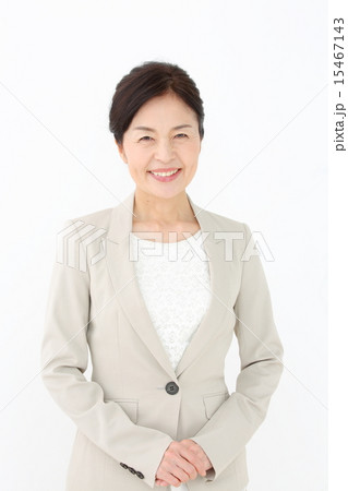 シニアビジネスウーマン シニアビジネスウーマン 15467143