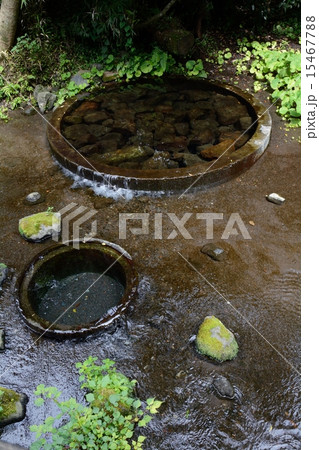 富士山の湧き水 15467788