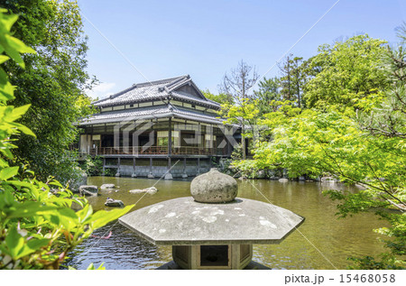 灯籠から大広間を望む 灯籠から大広間を望む 15468058