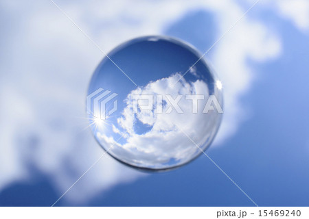 球に写った空（地球イメージ） 15469240