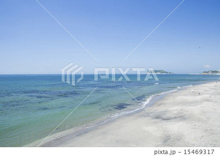 江ノ島と七里ケ浜 15469317