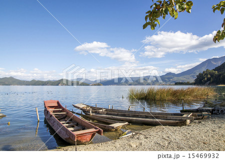 wooden boat in "lugu Lake" wooden boat in "lugu Lake" 15469932