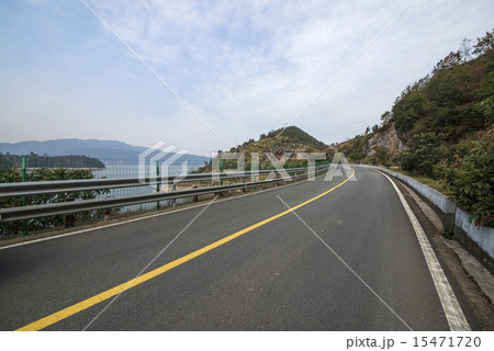 Winding road background 15471720