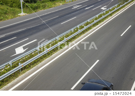 Road transport 15472024