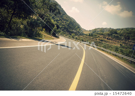 Winding road background 15472640