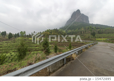 Winding road background 15472895