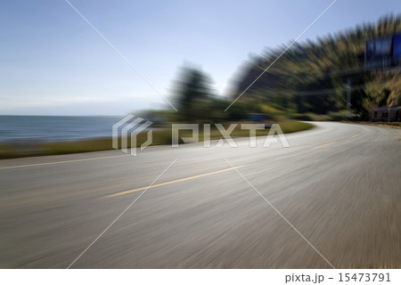 Quiet lakeside road Quiet lakeside road 15473791