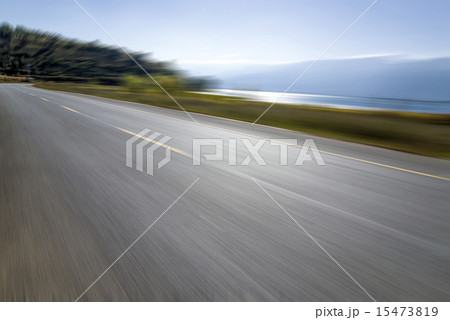 Quiet lakeside road Quiet lakeside road 15473819