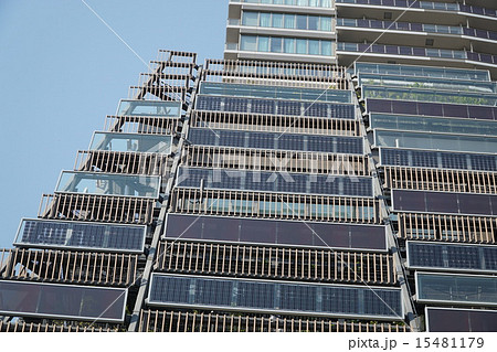 豊島区新庁舎の太陽光パネル 15481179