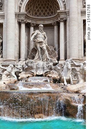 Trevi Fountain in Rome - Italy. (Fontana di Trevi) 15481788
