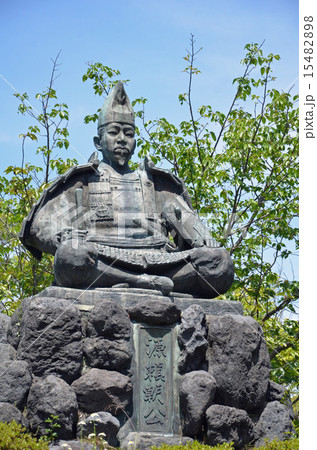 源氏山の源頼朝公 15482898