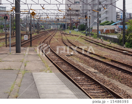 来ない電車 15486393