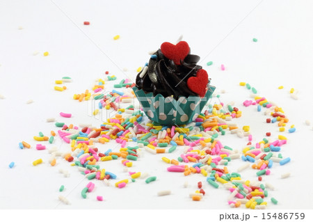 Cupcake cup cake on sugar sprinkle Cupcake cup cake on sugar sprinkle 15486759