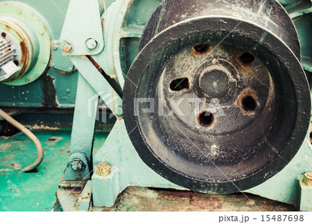 Bow anchor winch fragment with black shaft 15487698