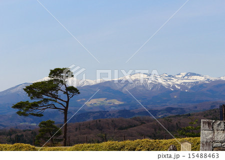 安達太良山系遠望～二本松城本丸東櫓台から 15488463