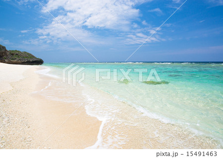沖縄のビーチ・イサラバマ 15491463