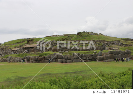 世界遺産ペルーのクスコの聖なる谷プカプカラ遺跡１ 15491971