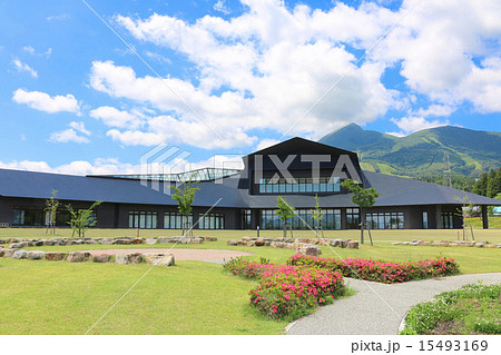 体験交流館と磐梯山 15493169