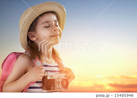 the little traveler 15495946