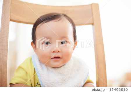 1 year old 15496810