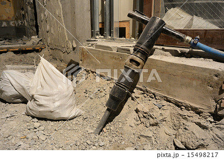 ビルの解体工事 ビルの解体工事 15498217