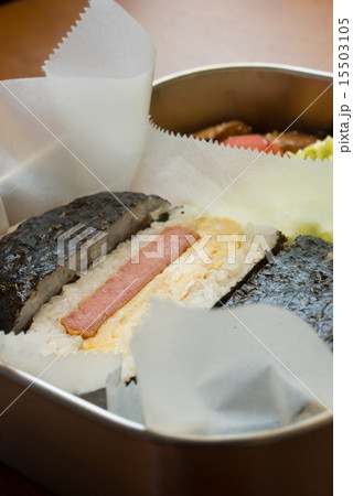 おにぎらずのお弁当 15503105