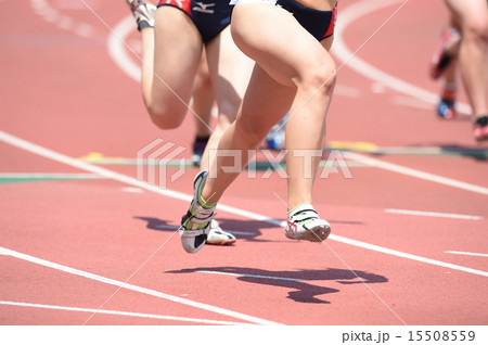 陸上の短距離 15508559