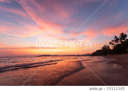 Tropical sunset Tropical sunset 15511105