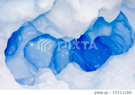 Blue ice cave 15511160