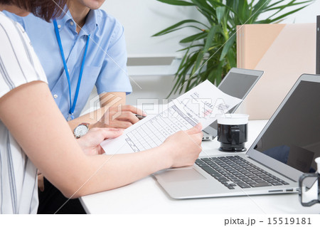 オフィスイメージ（クールビズ） 15519181