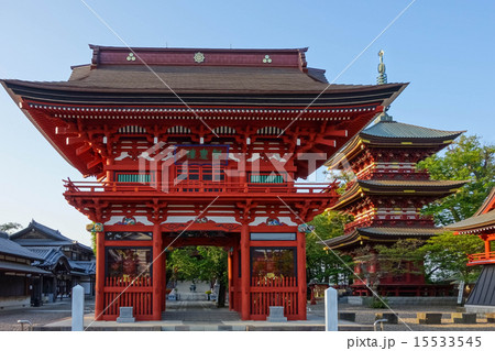 板橋不動尊　楼門と三重塔　（茨城県・つくばみらい市） 15533545
