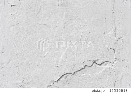 Grungy white concrete wall background 15536613