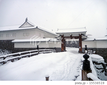 雪の山形城 二の丸東大手門 雪の山形城 二の丸東大手門 15538519