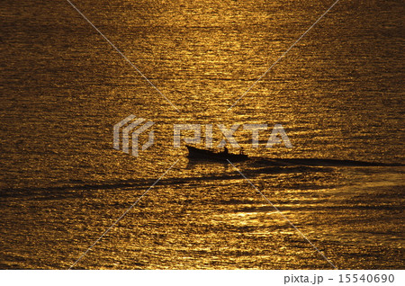 朝焼けの漁 朝焼けの漁 15540690