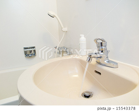 ユニットバスの洗面台の写真素材